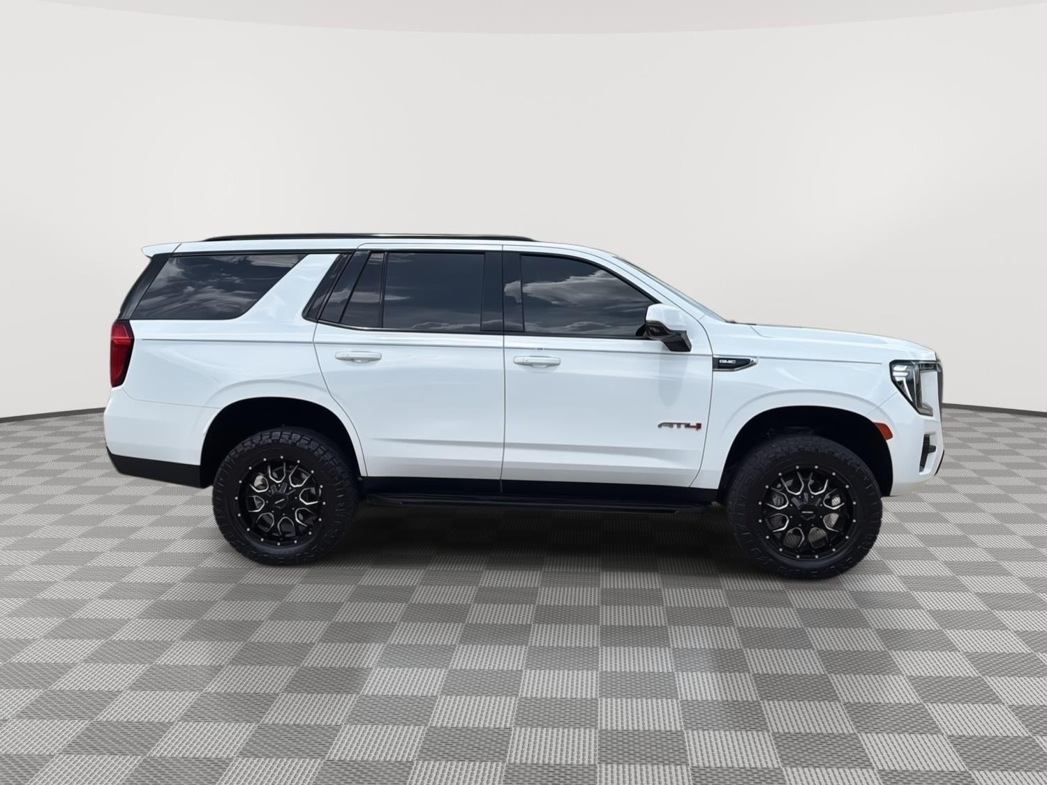 2024 GMC Yukon AT4