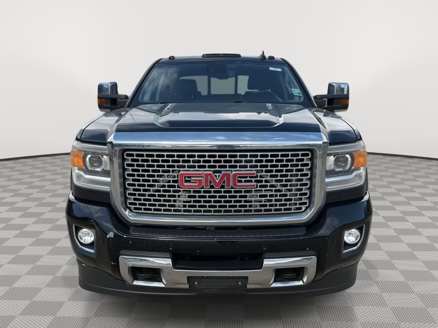 2015 GMC Sierra 3500HD available WiFi Denali