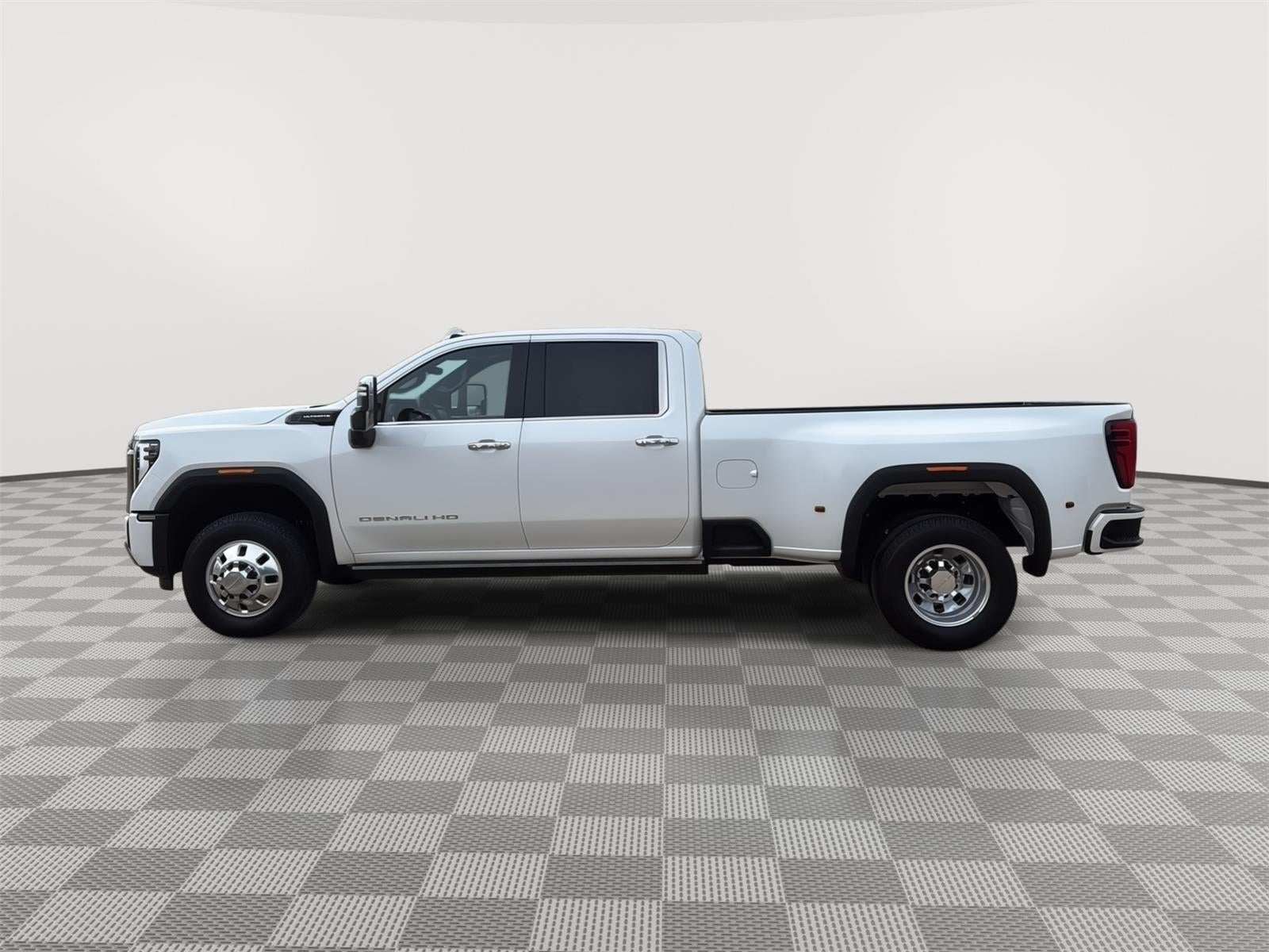 2024 GMC Sierra 3500HD Denali Ultimate