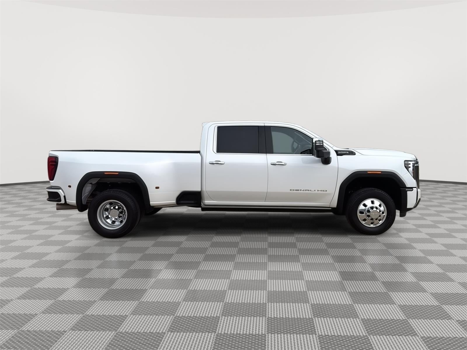 2024 GMC Sierra 3500HD Denali Ultimate