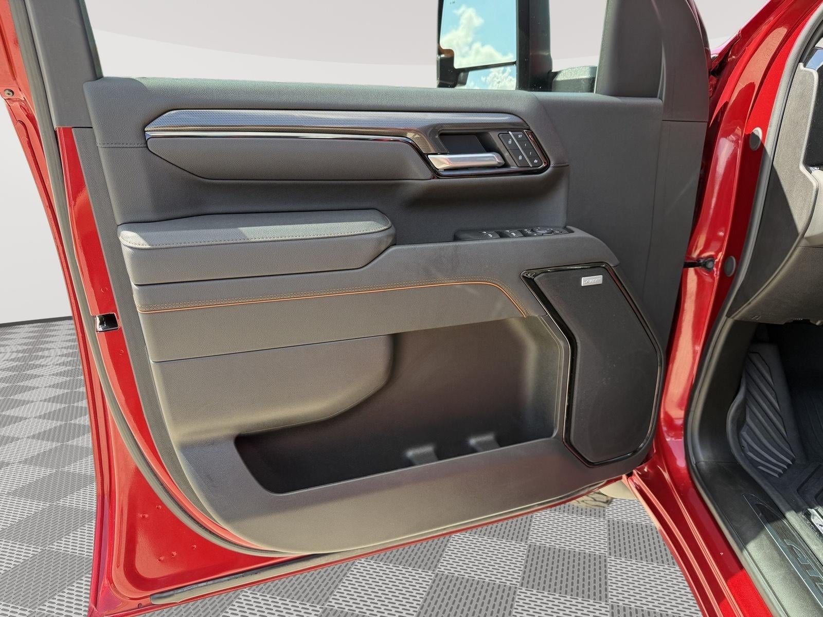 2025 GMC Sierra 2500HD AT4