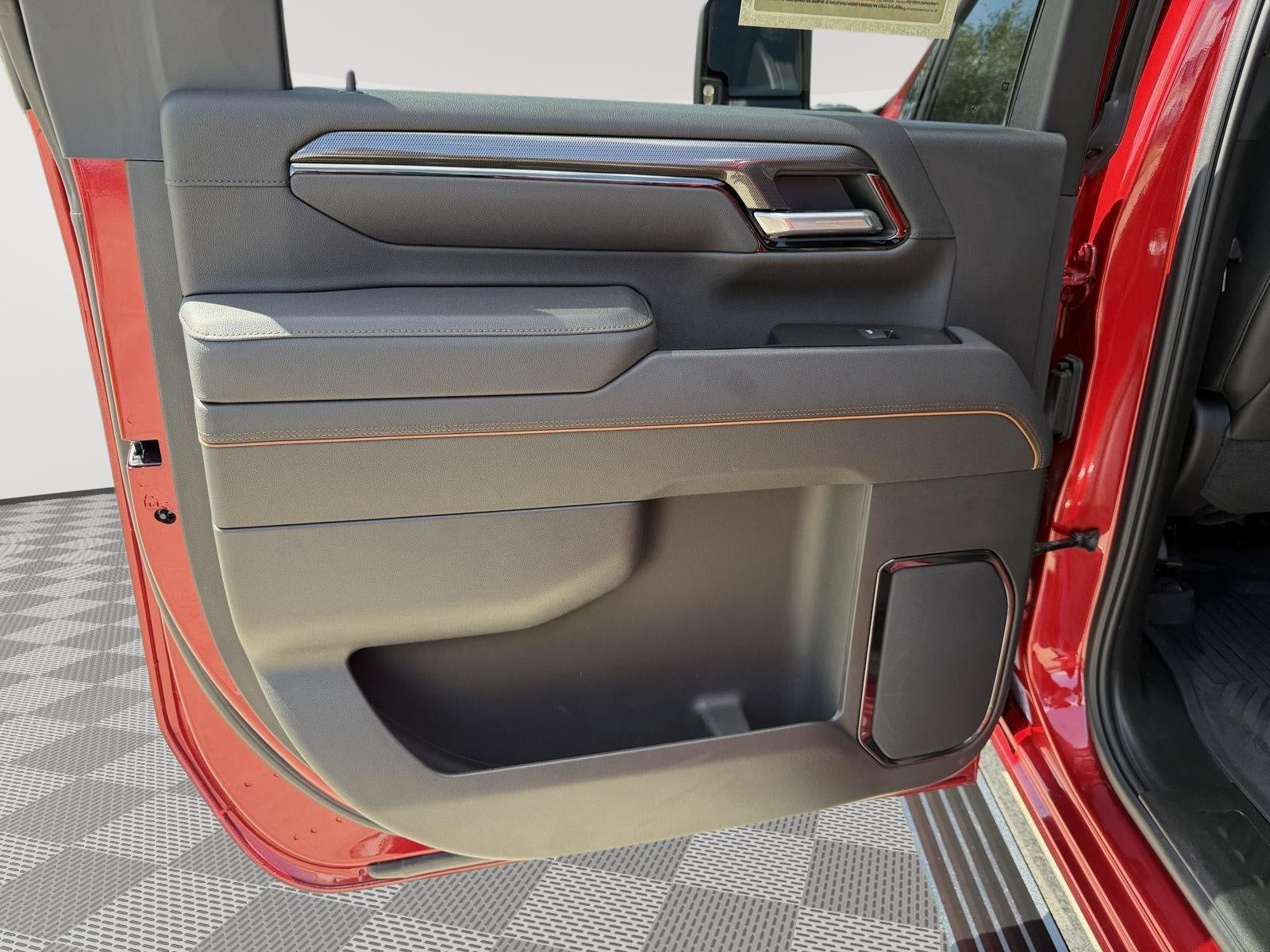 2025 GMC Sierra 2500HD AT4