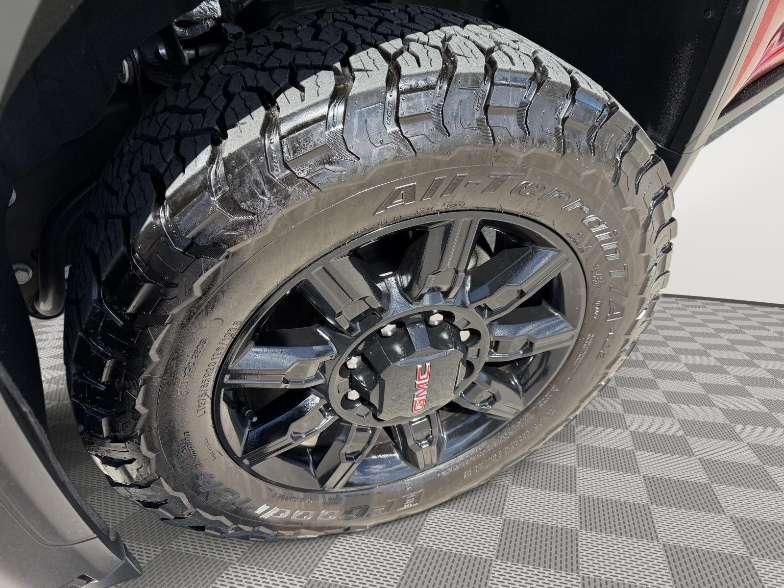 2025 GMC Sierra 2500HD AT4