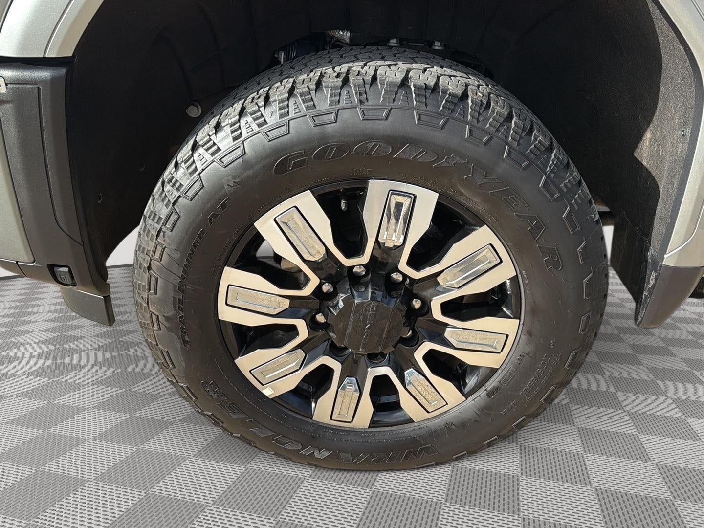 2025 GMC Sierra 2500HD Denali