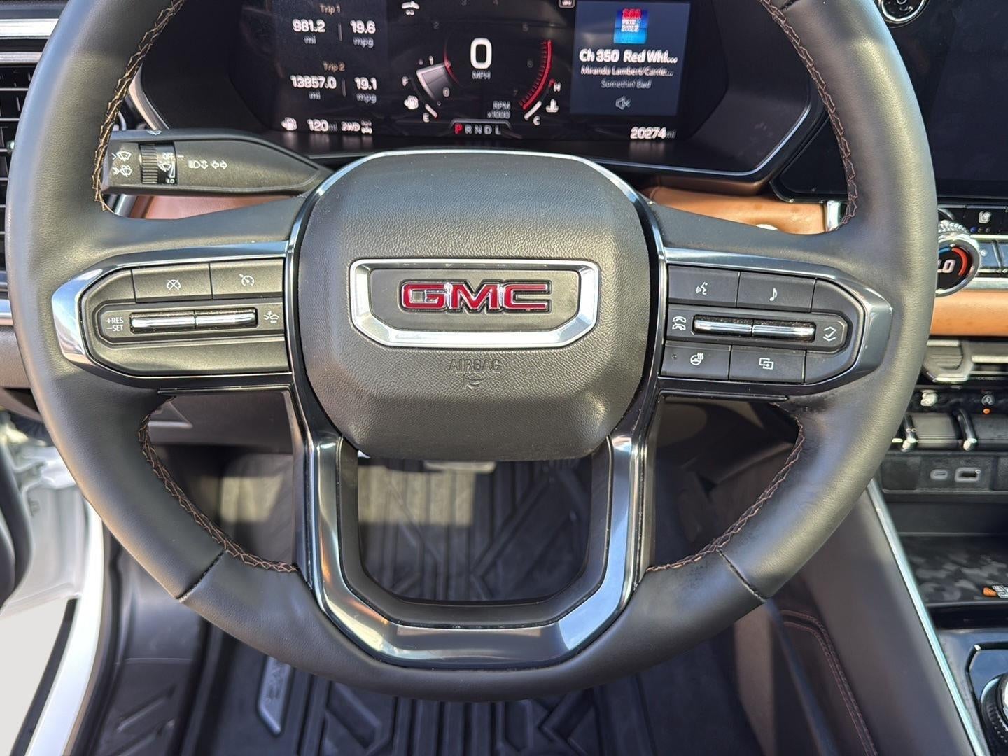 2024 GMC Canyon 4WD AT4