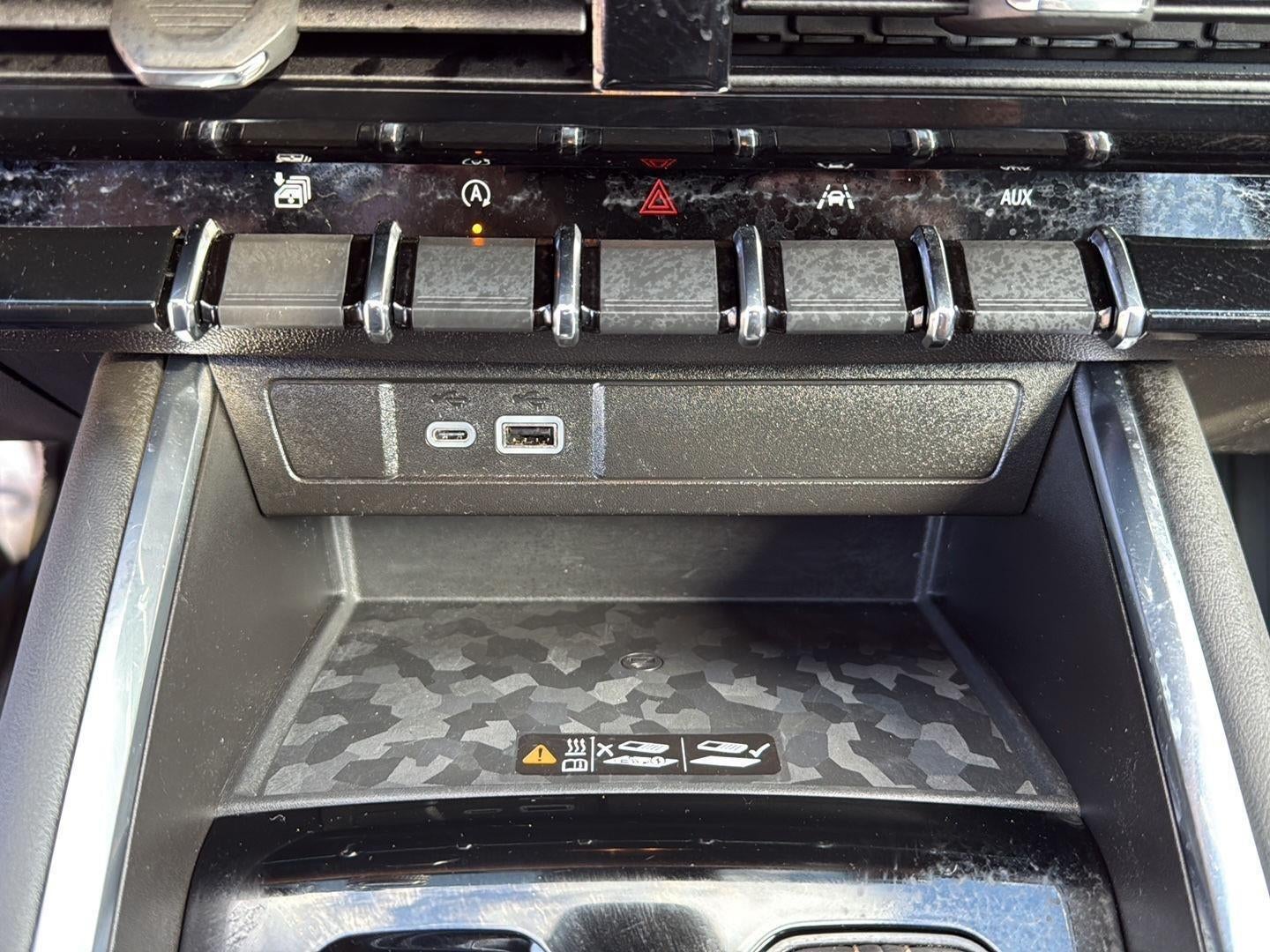 2024 GMC Canyon 4WD AT4