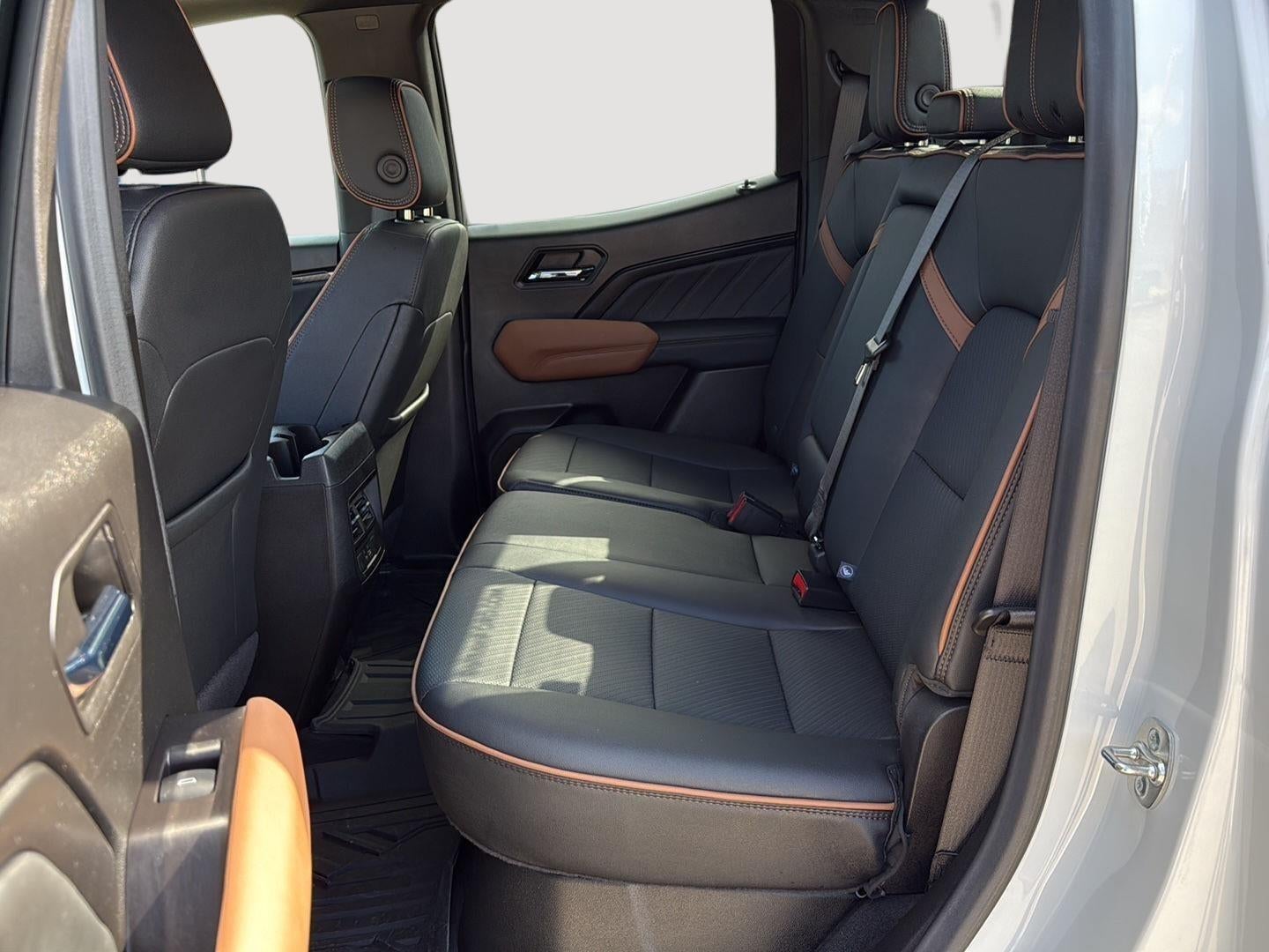 2024 GMC Canyon 4WD AT4