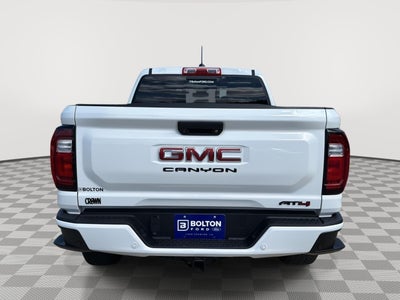 2024 GMC Canyon 4WD AT4