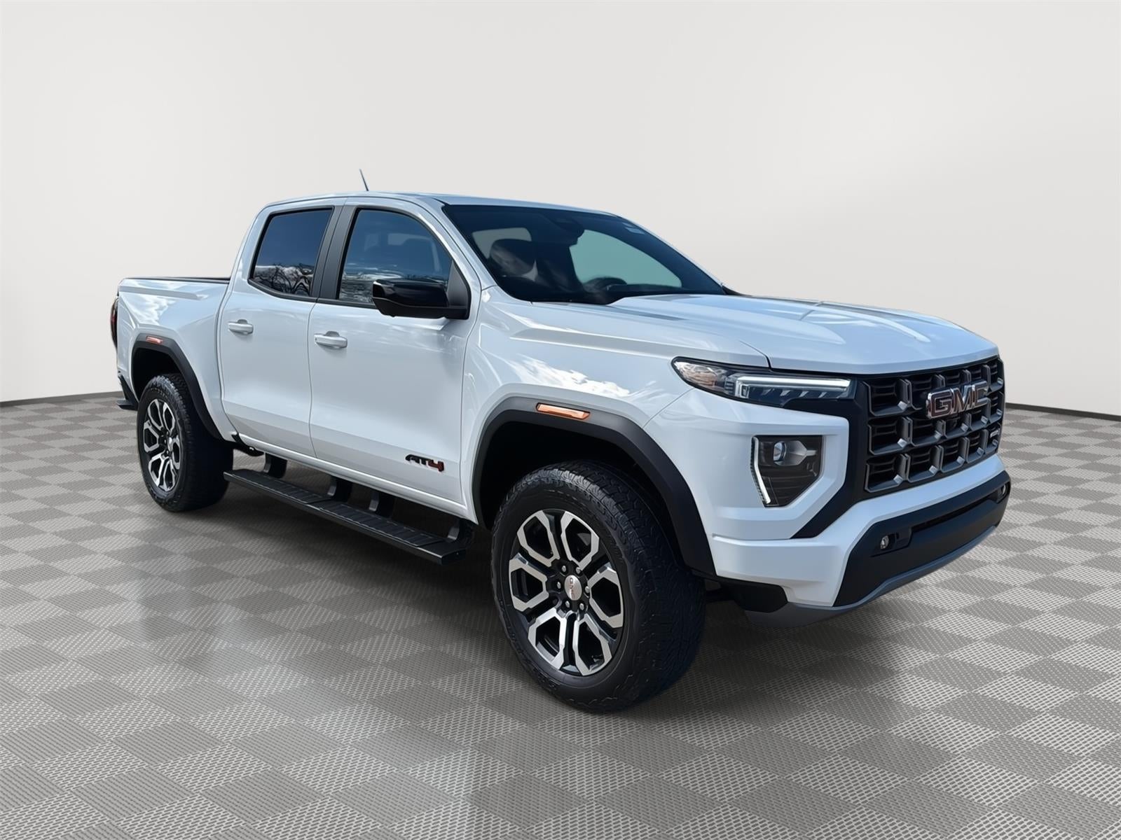 2024 GMC Canyon 4WD AT4