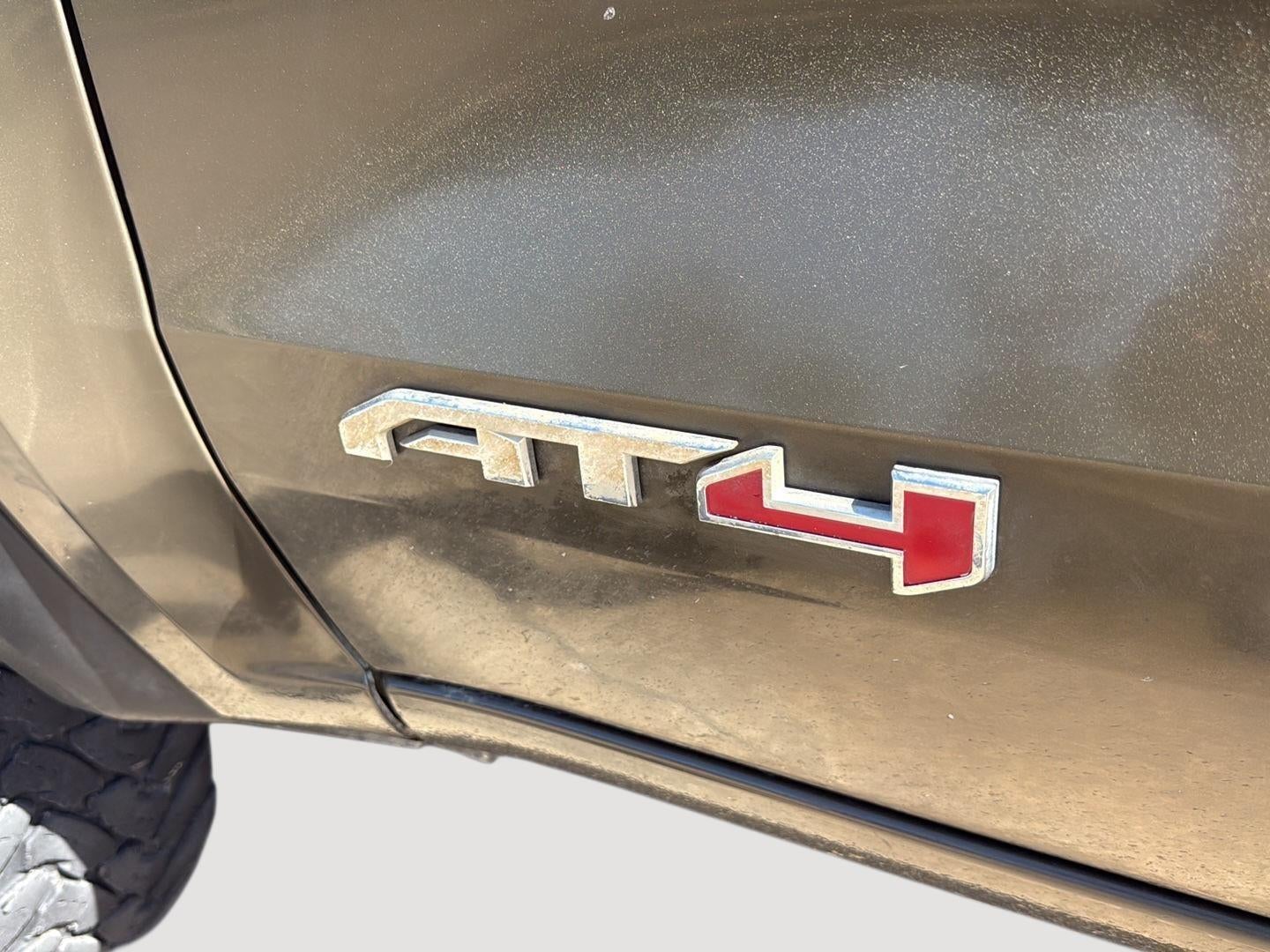 2023 GMC Canyon 4WD AT4