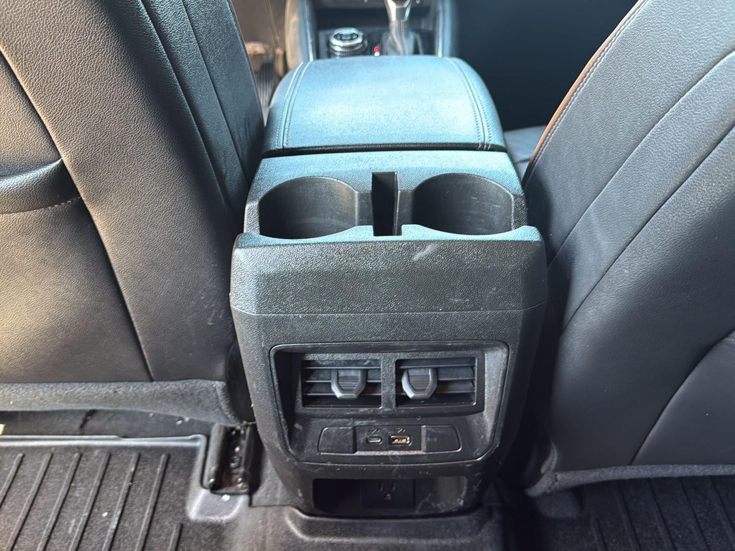 2023 GMC Canyon 4WD AT4