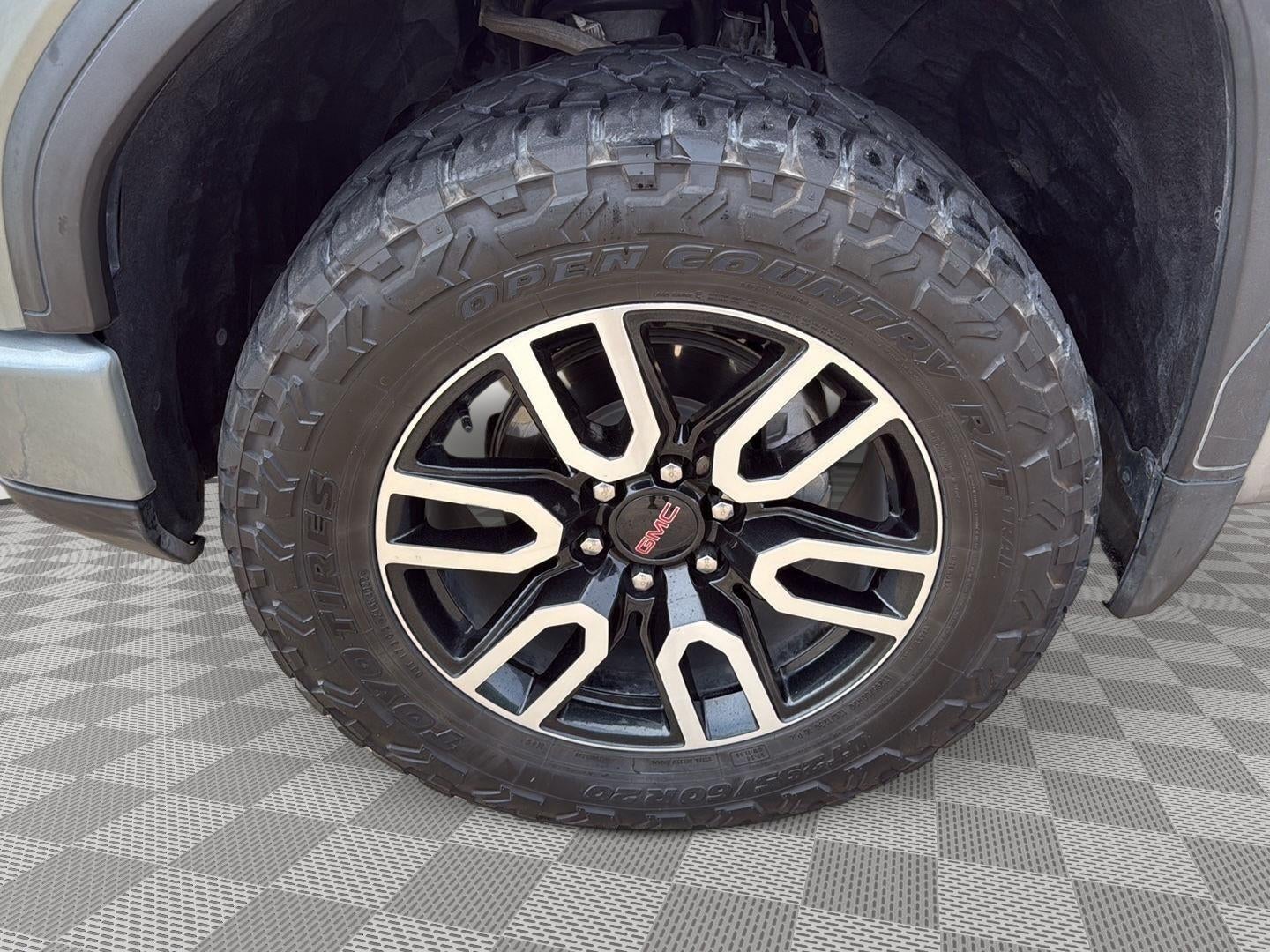 2023 GMC Sierra 1500 AT4