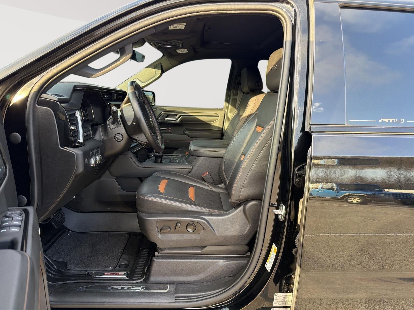 2023 GMC Sierra 1500 AT4