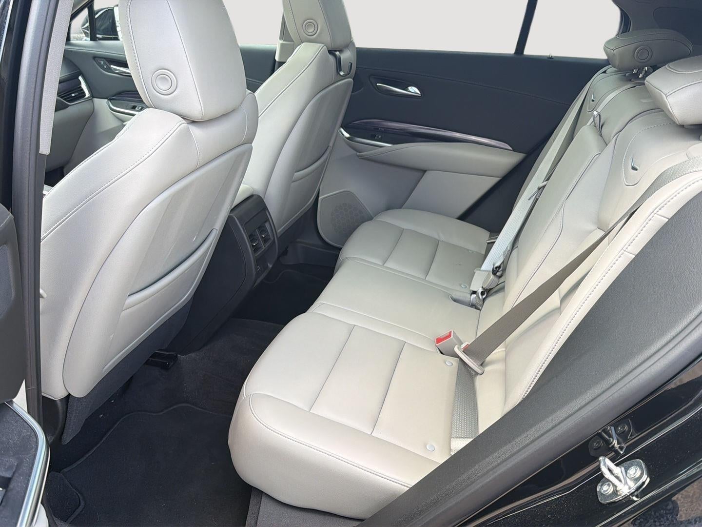 2023 Cadillac XT4 FWD Luxury