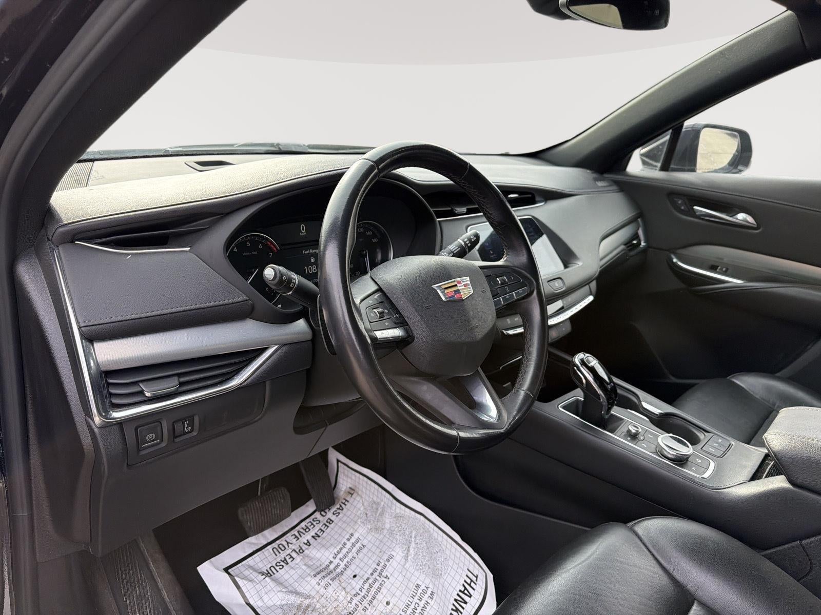 2023 Cadillac XT4 FWD Premium Luxury