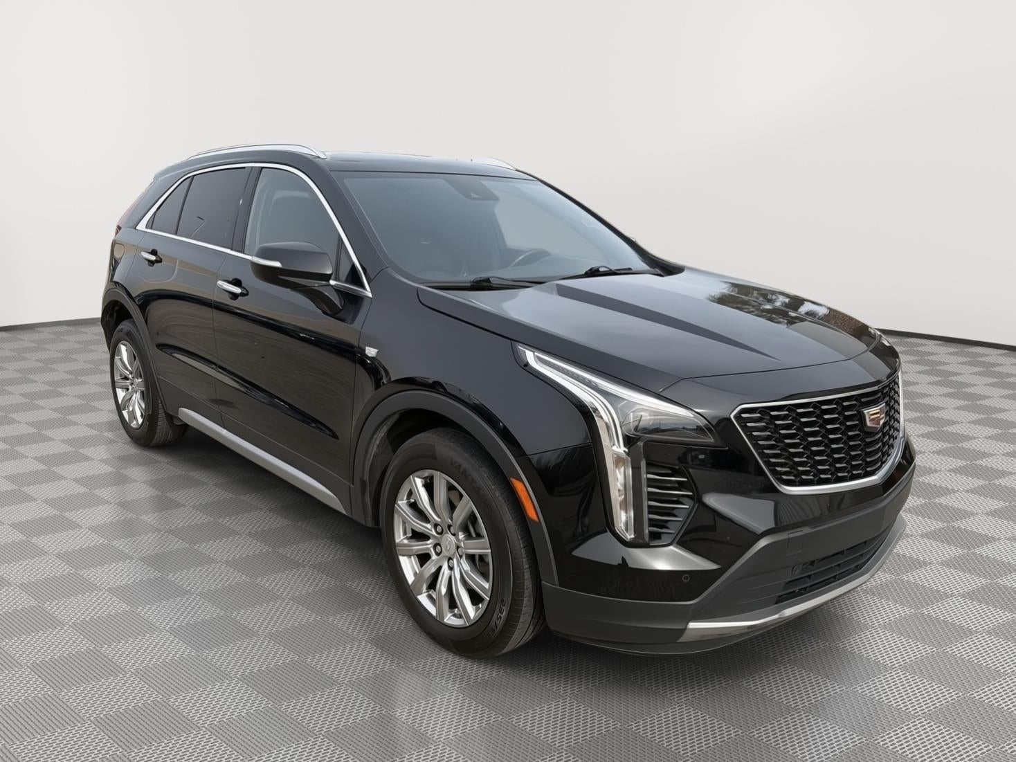 2023 Cadillac XT4 FWD Premium Luxury