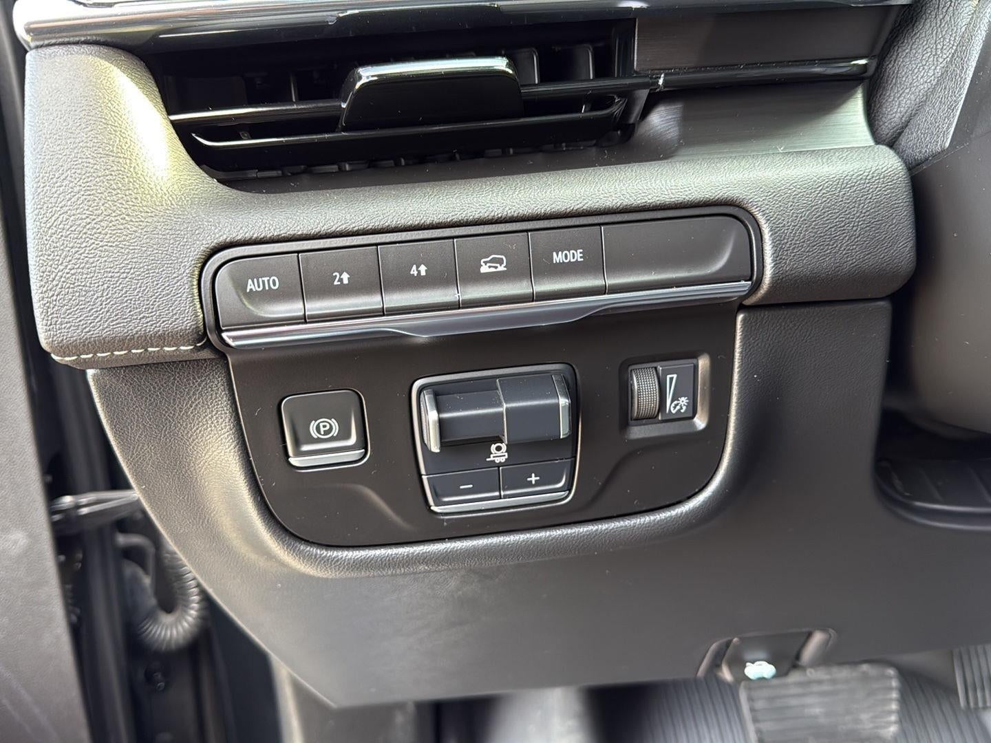 2023 Cadillac Escalade 4WD Sport