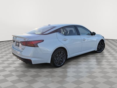 2023 Nissan Altima 2.0 SR