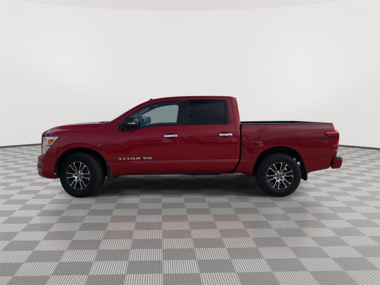 2020 Nissan Titan SV