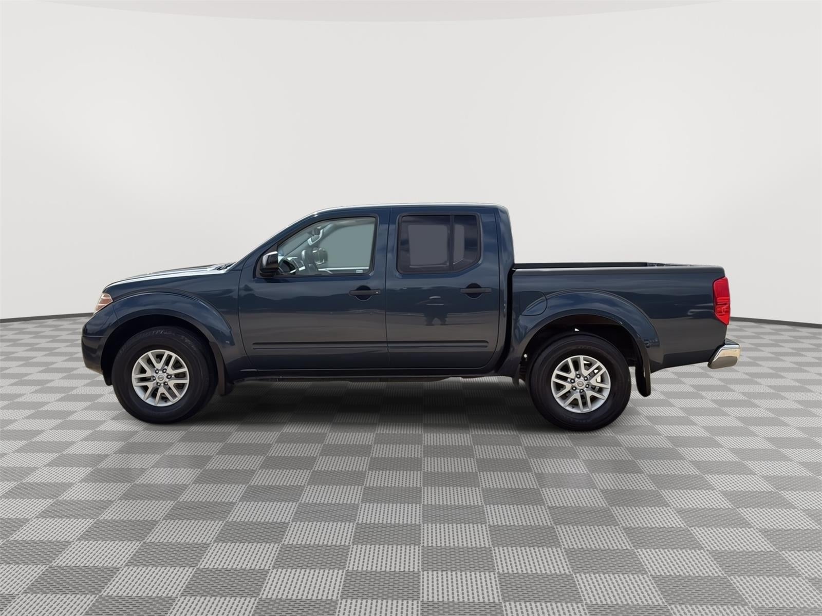 2018 Nissan Frontier SV V6