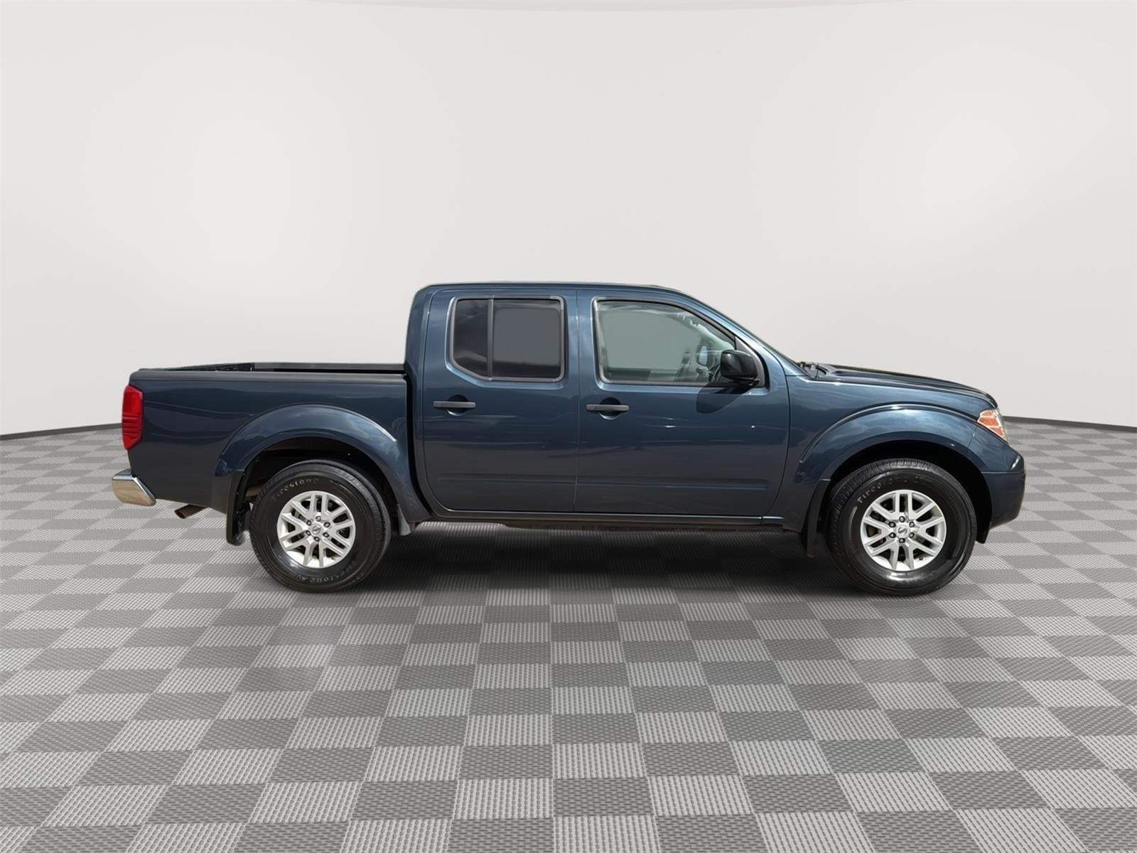 2018 Nissan Frontier SV V6