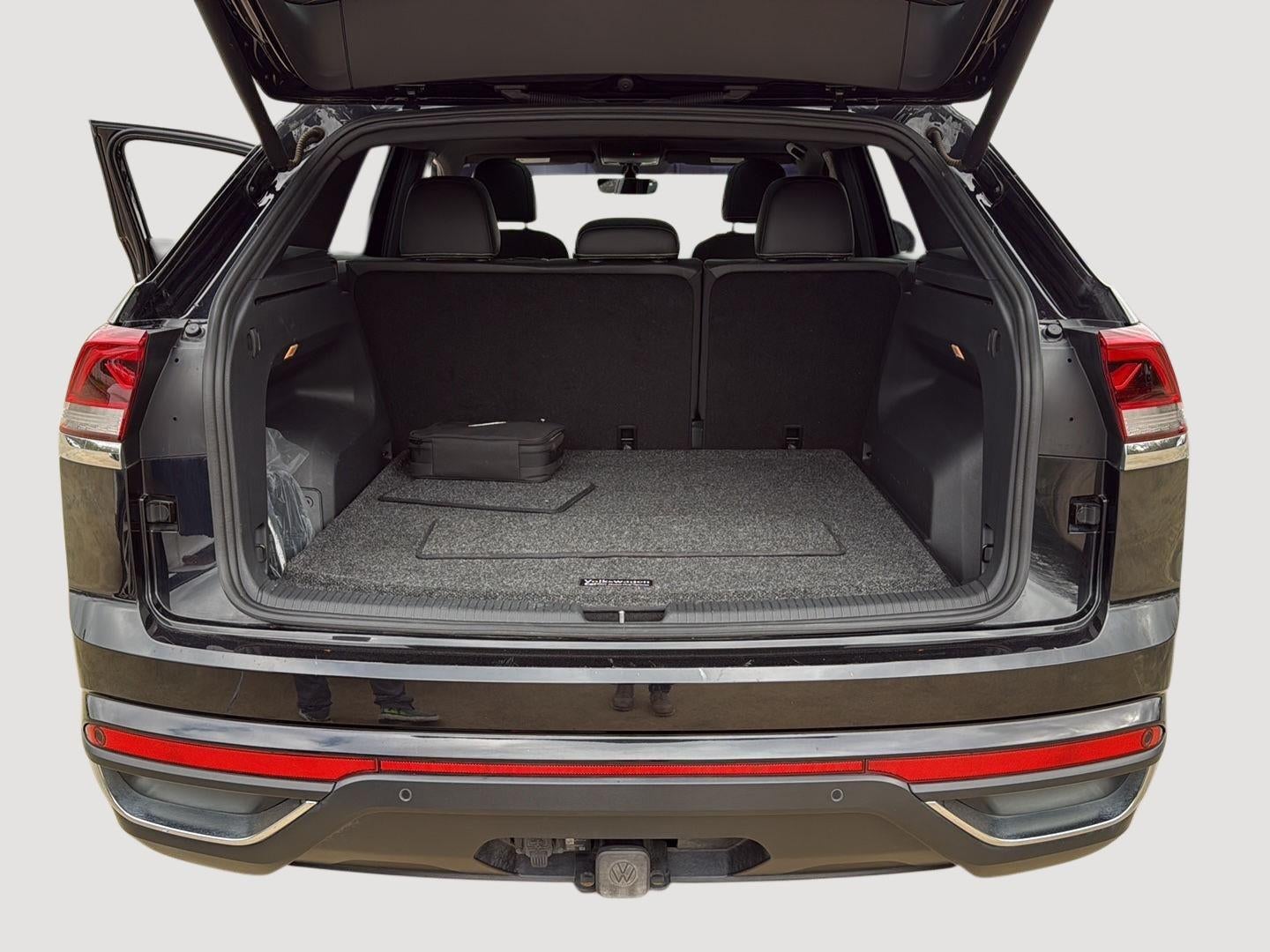 2022 Volkswagen Atlas Cross Sport 3.6L V6 SE w/Technology