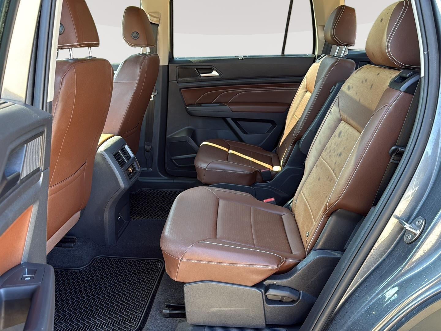 2023 Volkswagen Atlas 3.6L V6 SEL R-Line Black