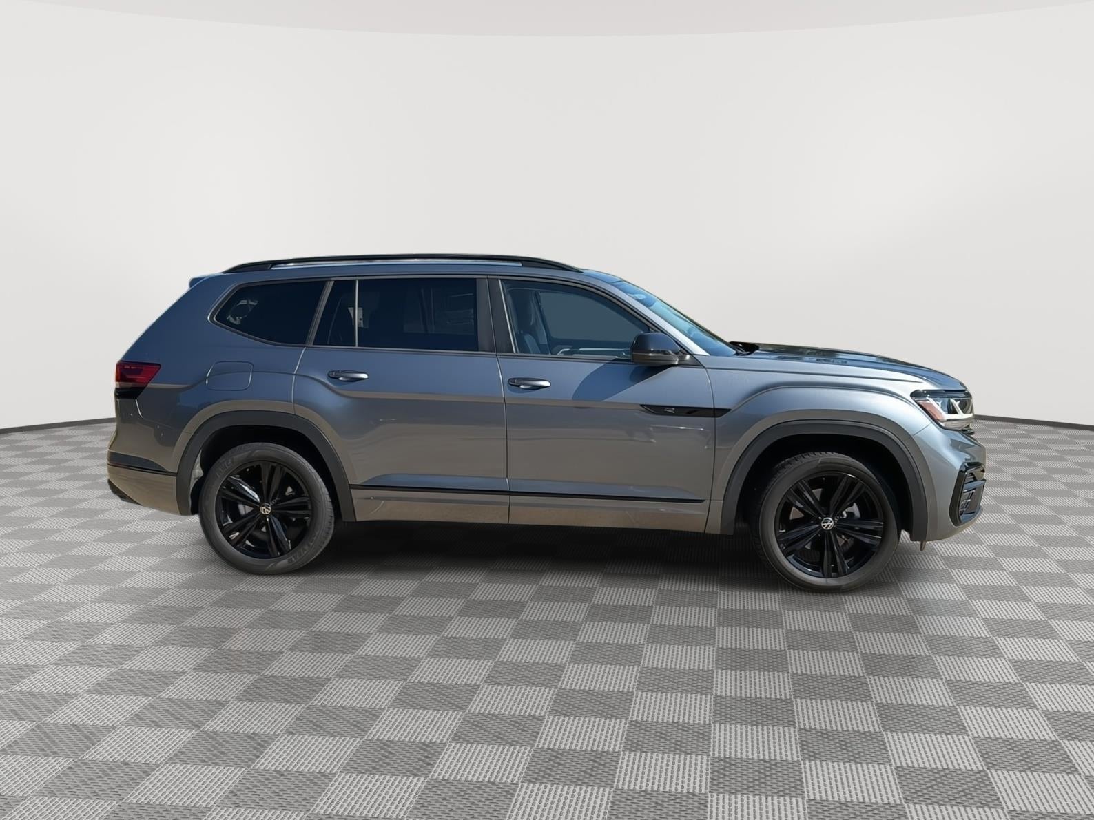 2023 Volkswagen Atlas 3.6L V6 SEL R-Line Black