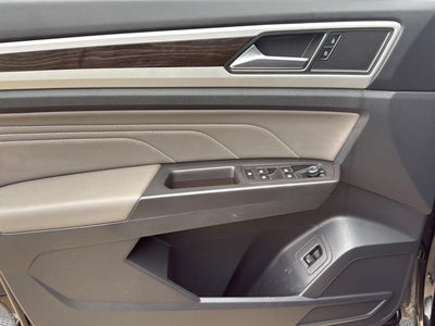 2023 Volkswagen Atlas 2.0T SE w/Technology