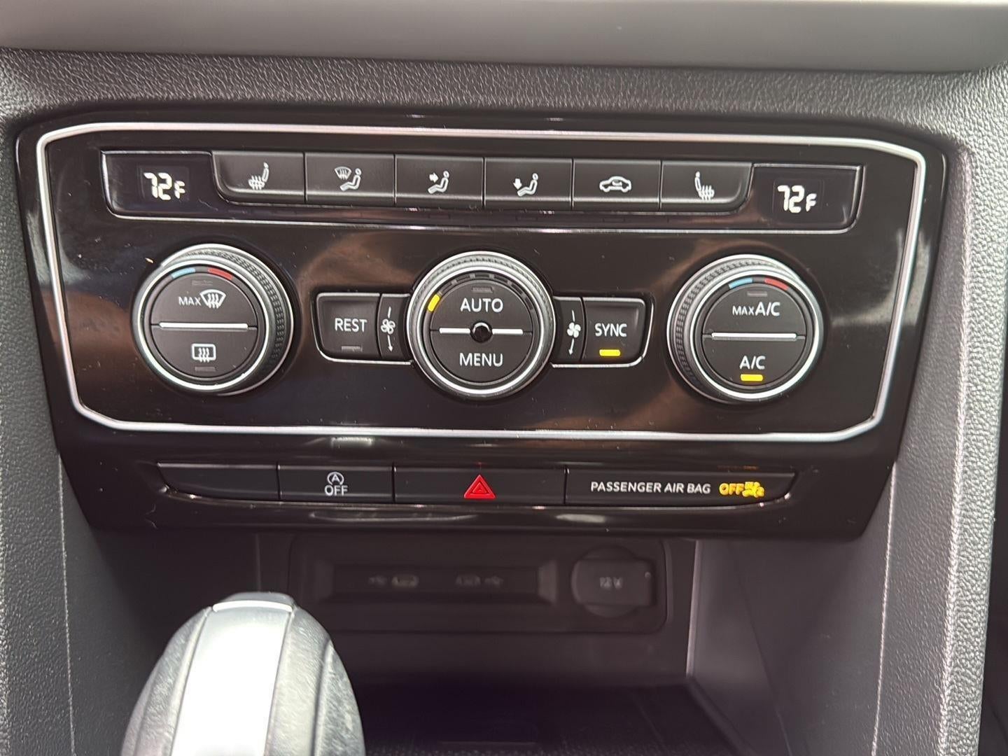 2023 Volkswagen Atlas 2.0T SE w/Technology