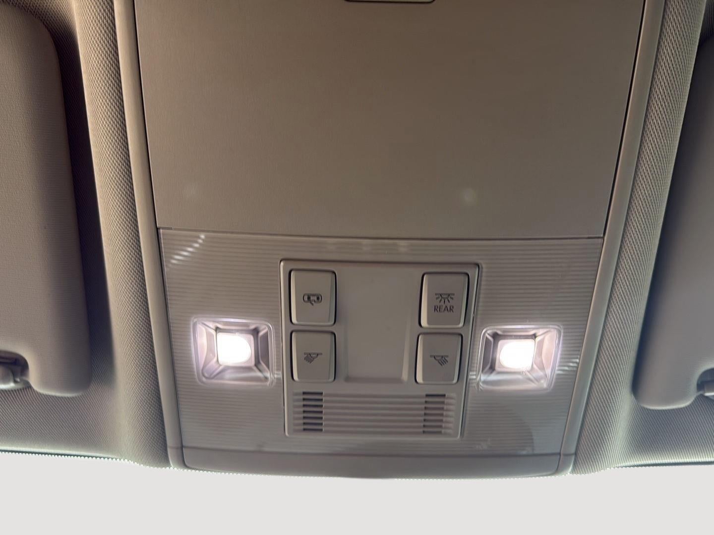 2023 Volkswagen Atlas 2.0T SE w/Technology