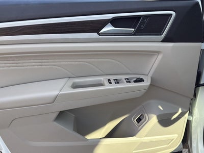 2021 Volkswagen Atlas 3.6L V6 SE w/Technology