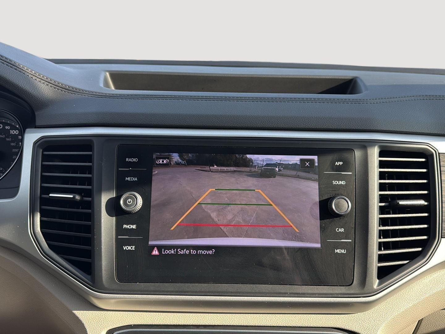 2021 Volkswagen Atlas 3.6L V6 SE w/Technology