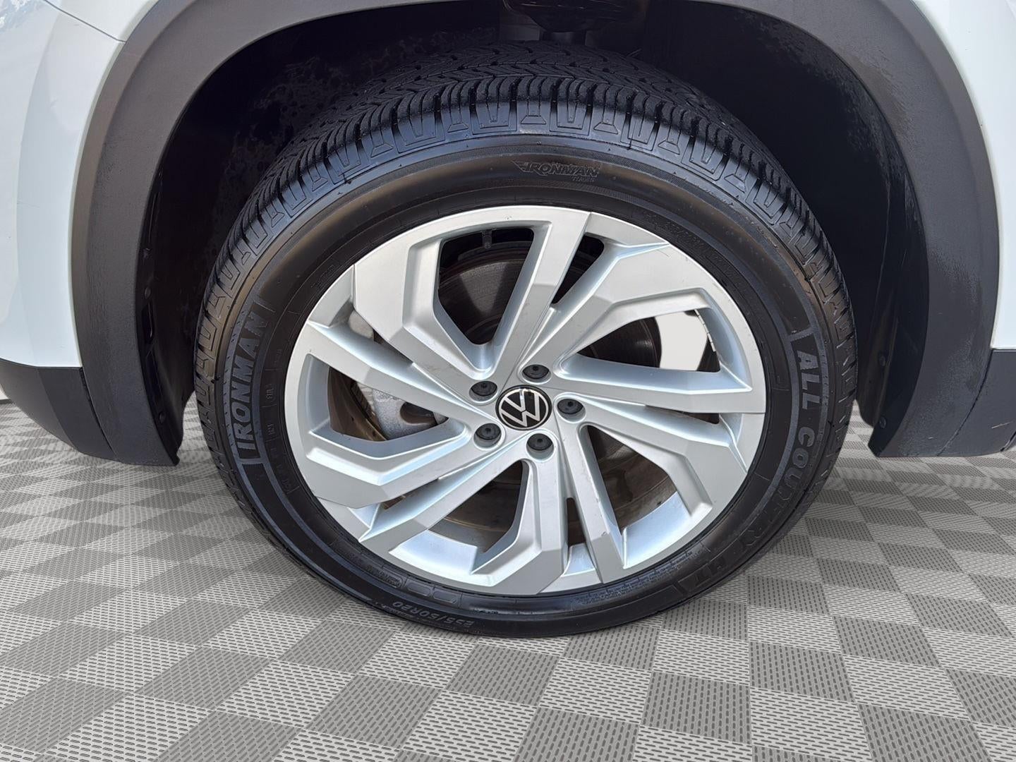 2021 Volkswagen Atlas 3.6L V6 SE w/Technology