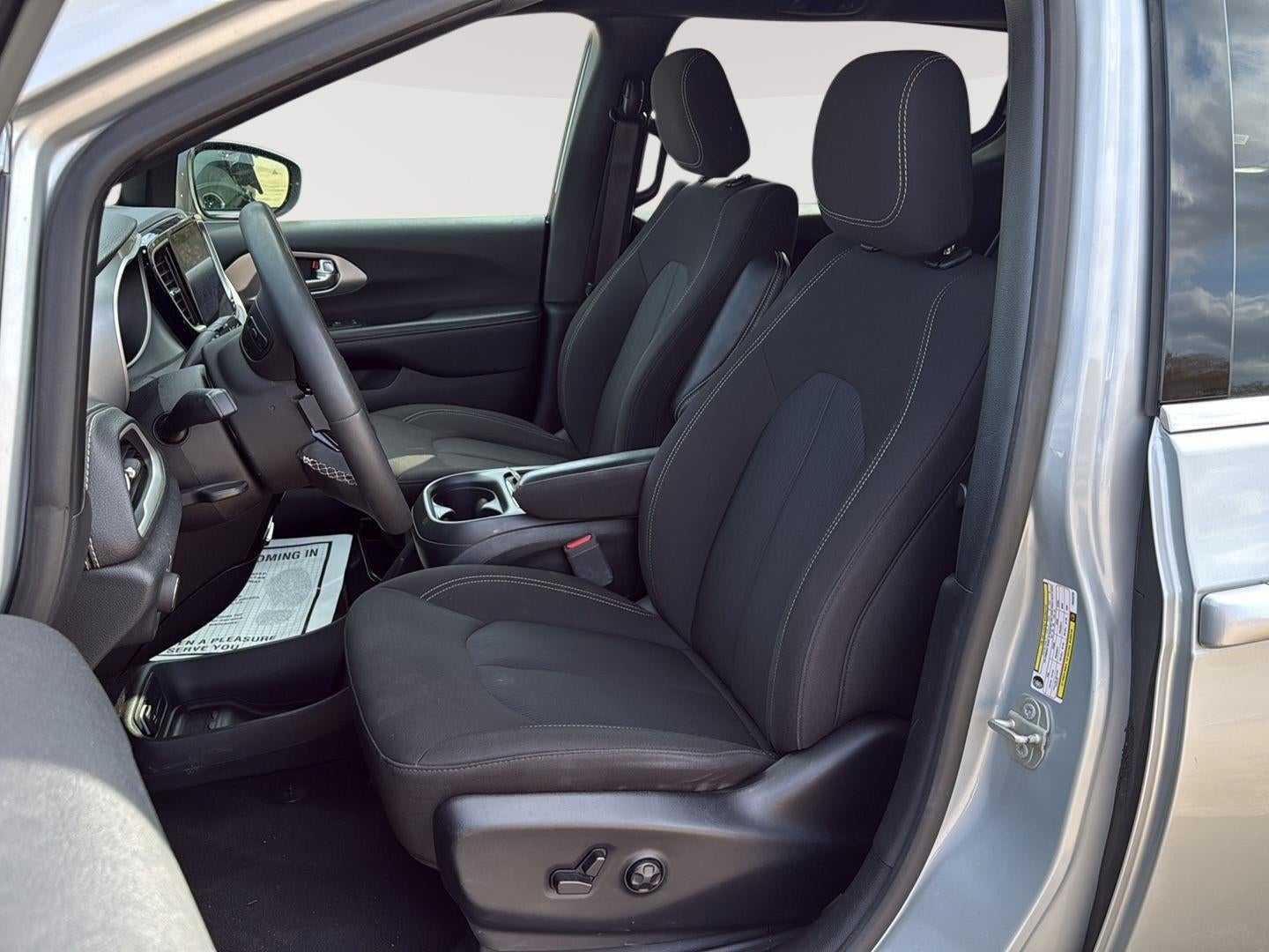 2023 Chrysler Pacifica Touring