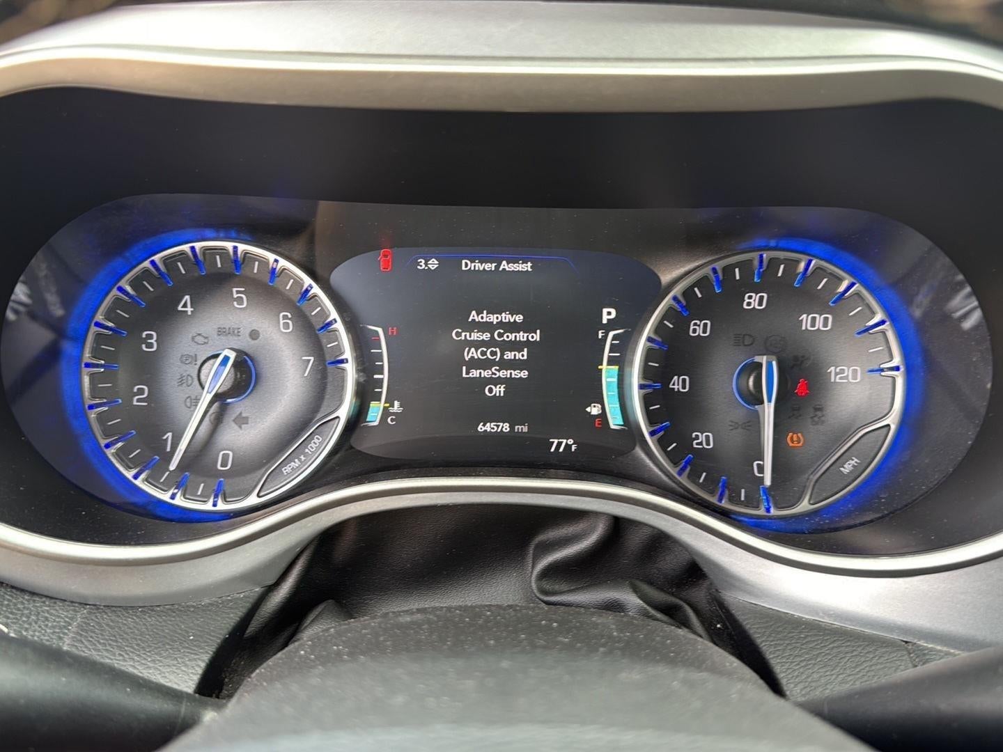 2023 Chrysler Pacifica Touring