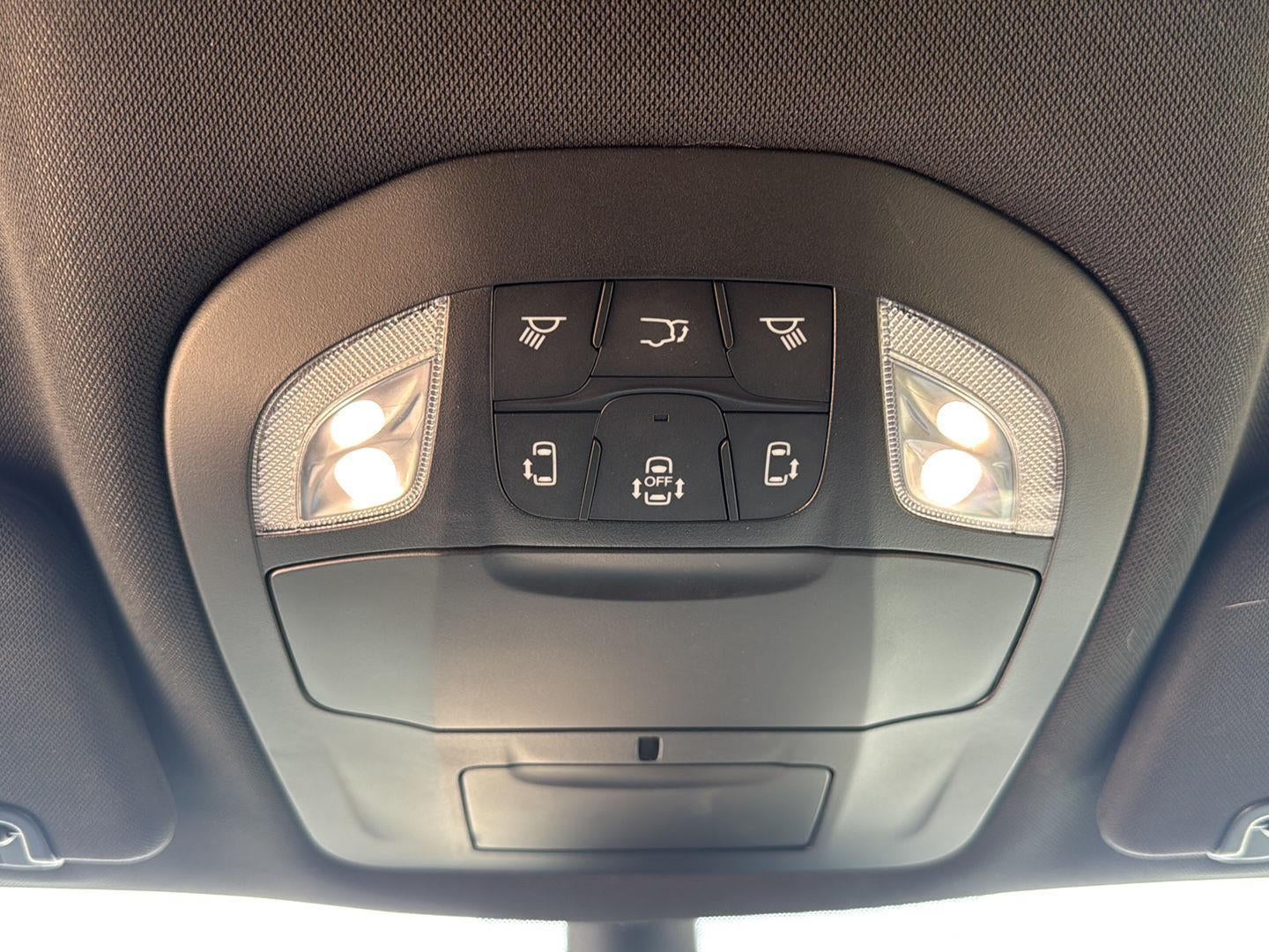 2023 Chrysler Pacifica Touring