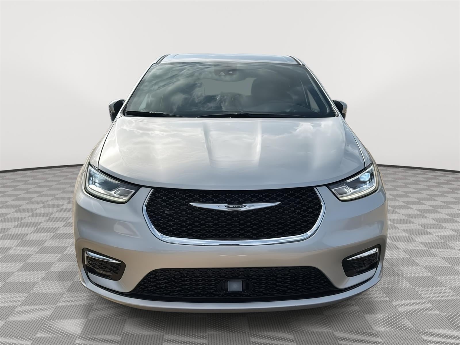 2023 Chrysler Pacifica Touring