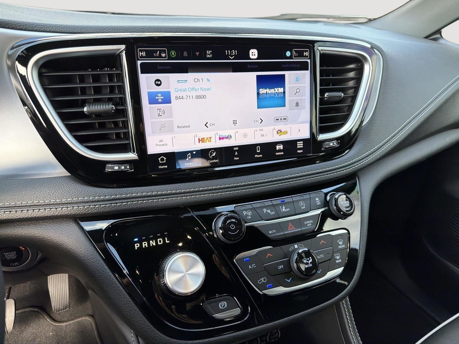 2025 Chrysler Pacifica Limited