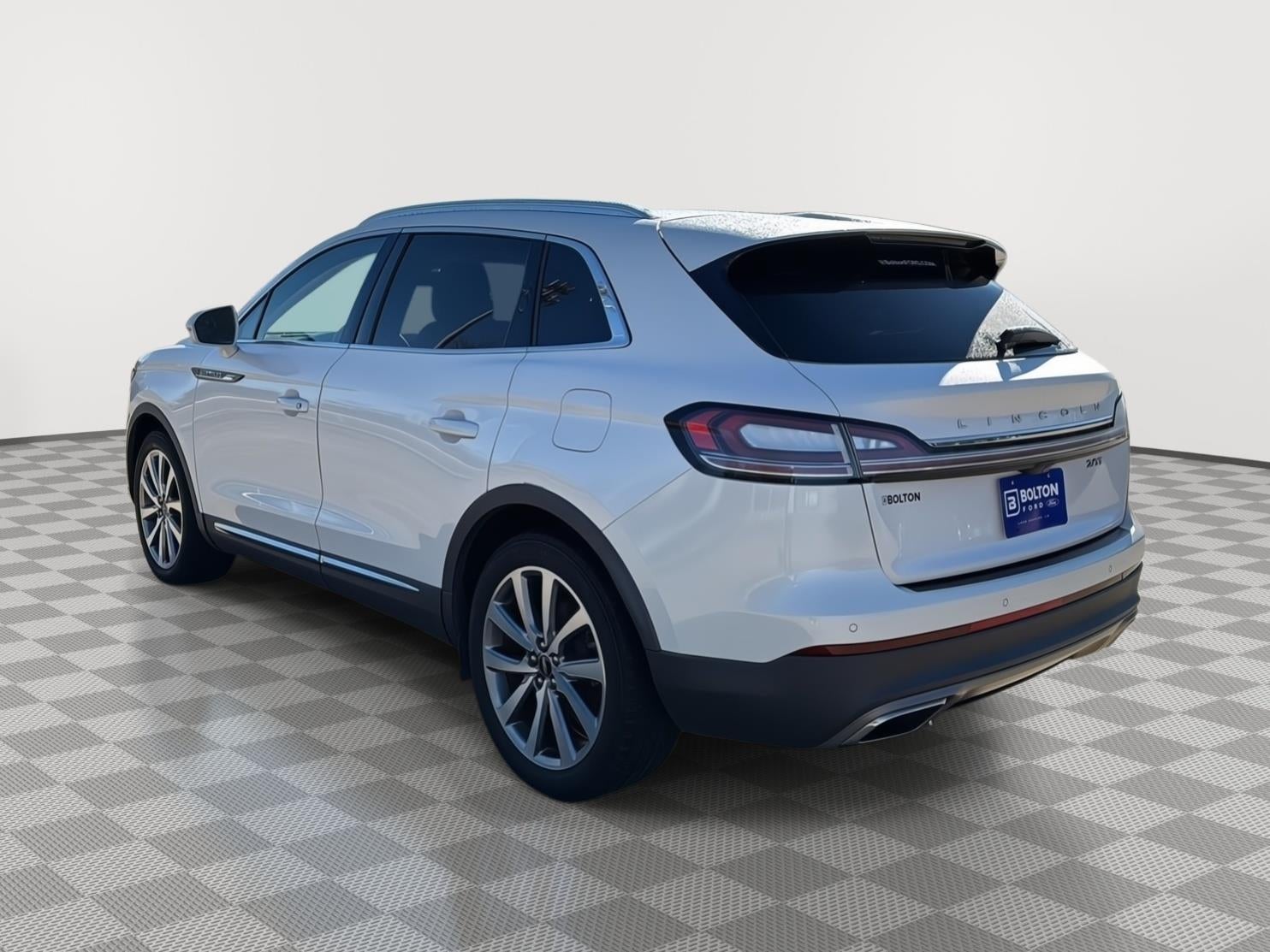 2019 Lincoln Nautilus Select