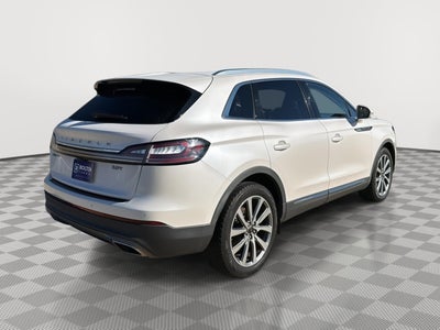 2019 Lincoln Nautilus Select