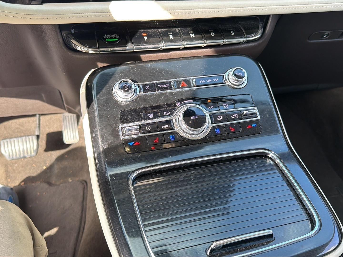 2022 Lincoln Nautilus Black Label