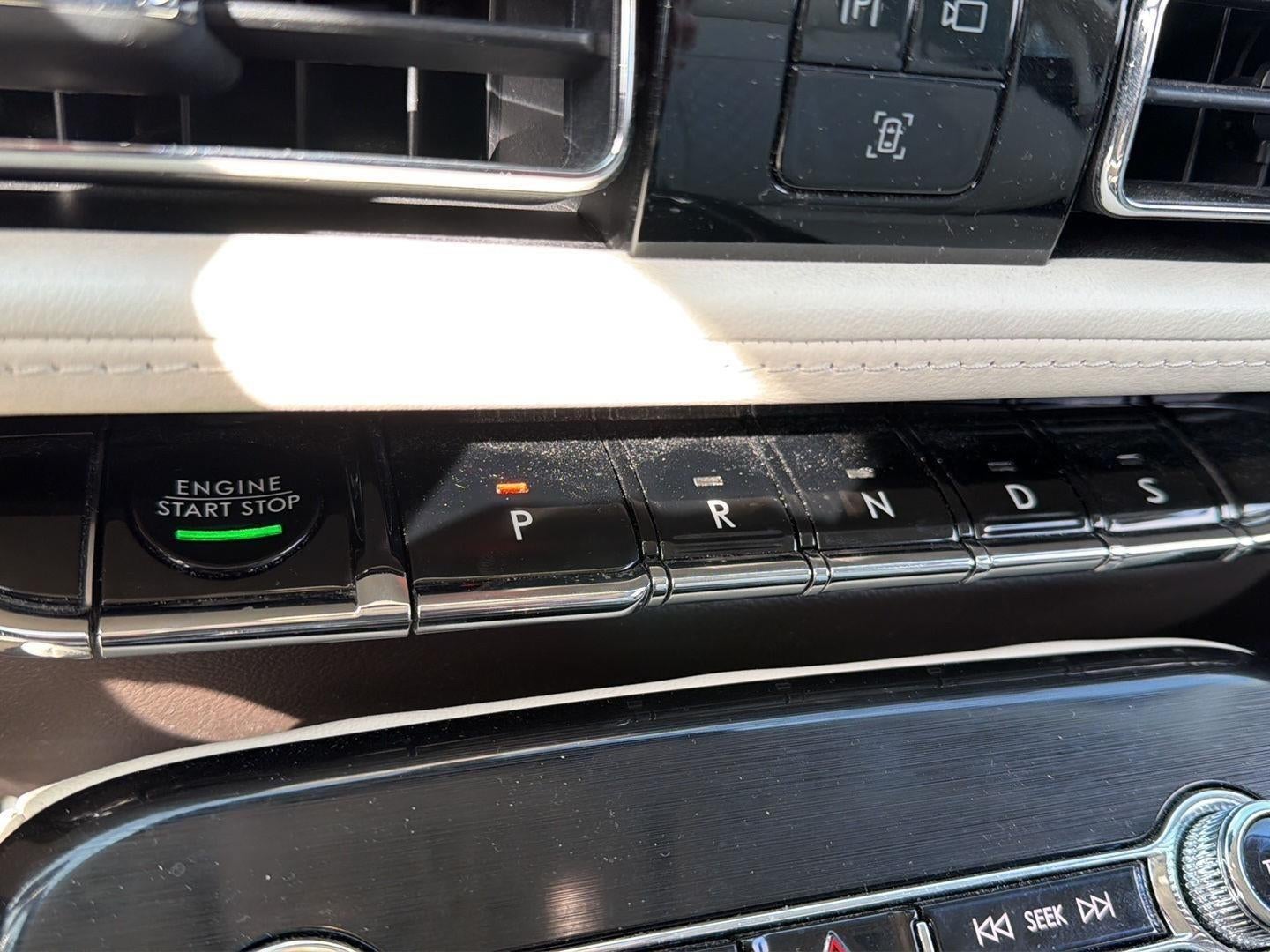 2022 Lincoln Nautilus Black Label