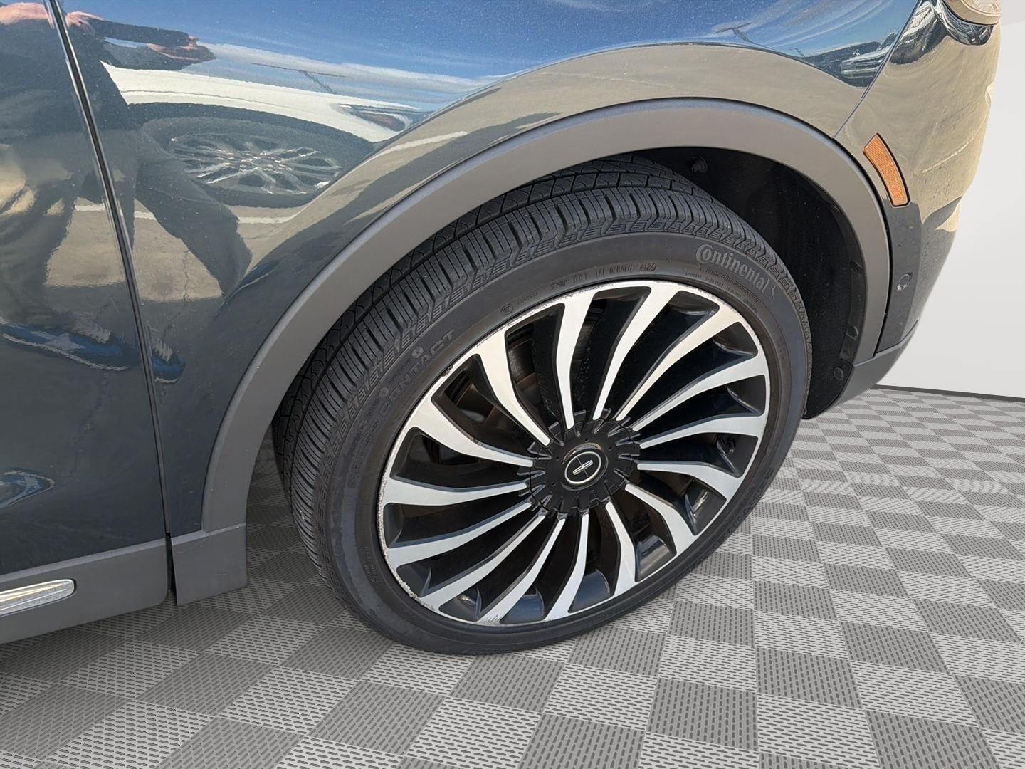 2022 Lincoln Nautilus Black Label