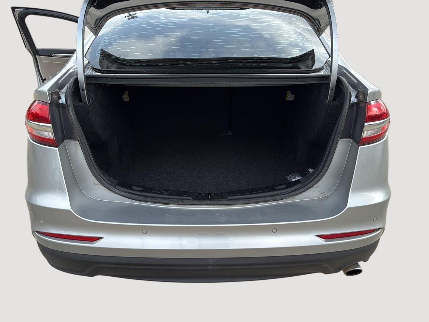 2020 Ford Fusion SEL