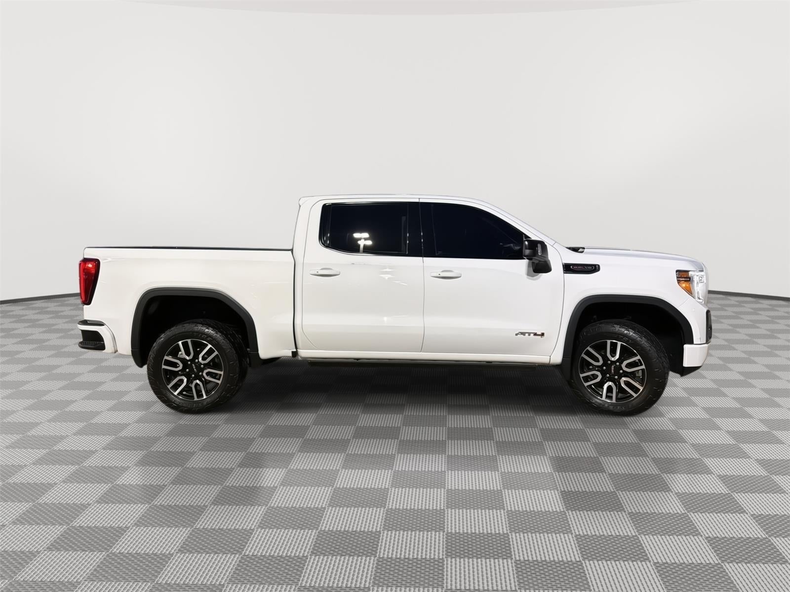 2022 GMC Sierra 1500 Limited AT4