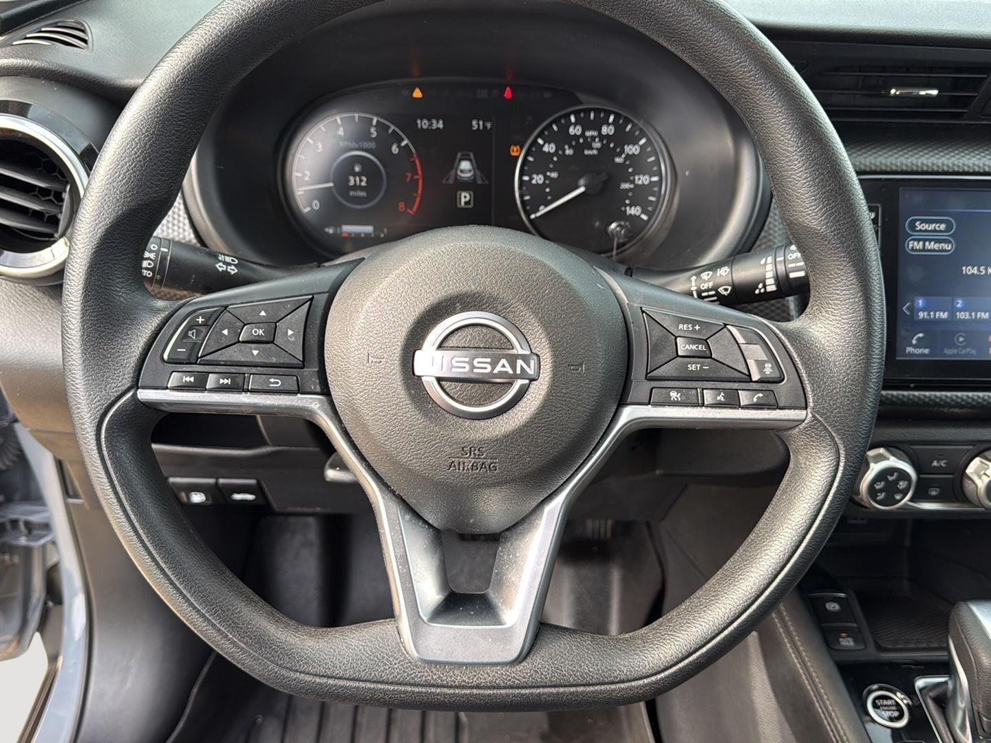 2023 Nissan Kicks SV