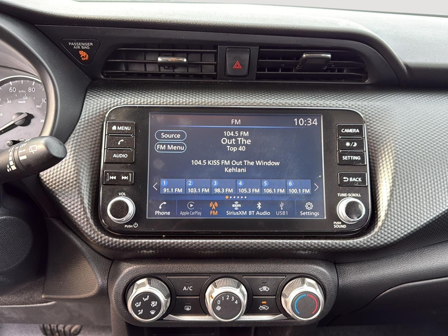 2023 Nissan Kicks SV