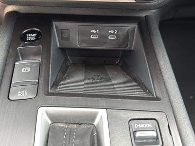 2025 Nissan KICKS Base