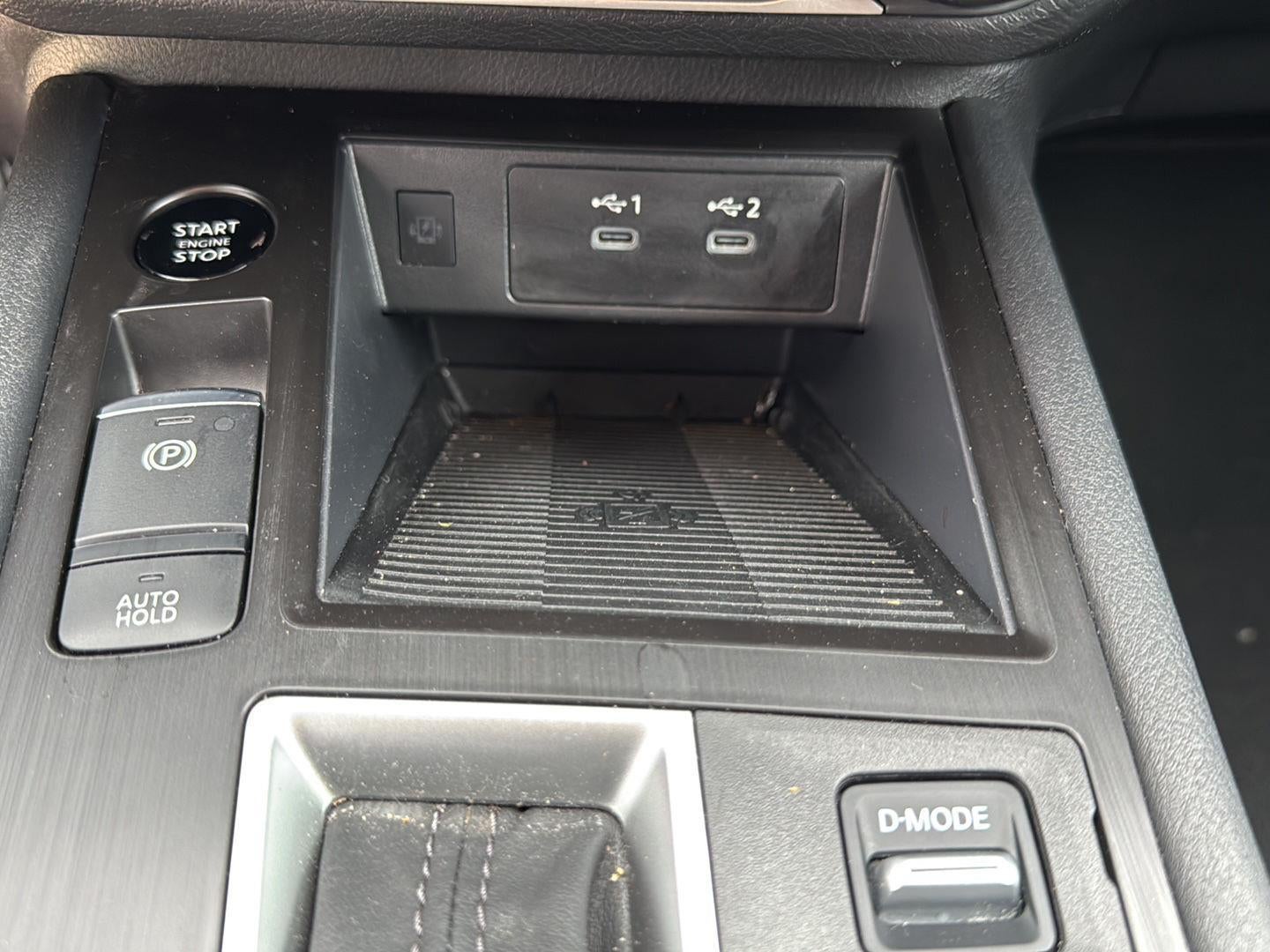 2025 Nissan KICKS Base